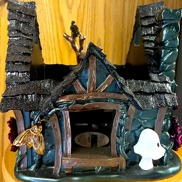 COPY - BBW Halloween Luminary- DAMAGED - Picture 2 of 10